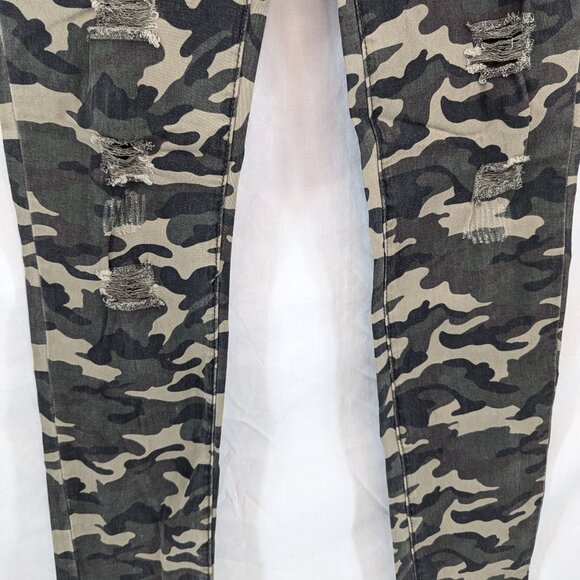 Miley Cyrus Max Azria Army Camo Pattern Junior Distressed Skinny Jeans Size 9 - Picture 4 of 11